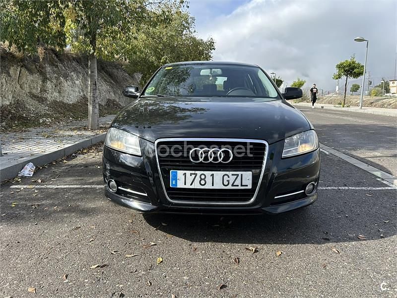 Usado Audi A3 Ambiente 105 CV (77 kW) 2010 Negro Berlina