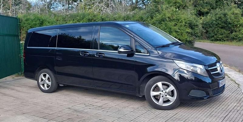 Usado Mercedes V220 Avantgarde 163 CV (119 kW) 2016 Negro Monovolumen