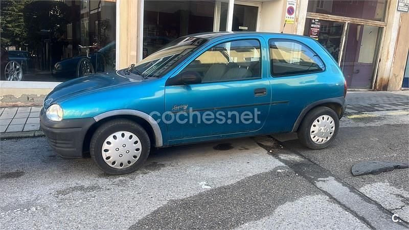Usado Opel Corsa Swing 60 CV (44 kW) 1994 Azul Berlina