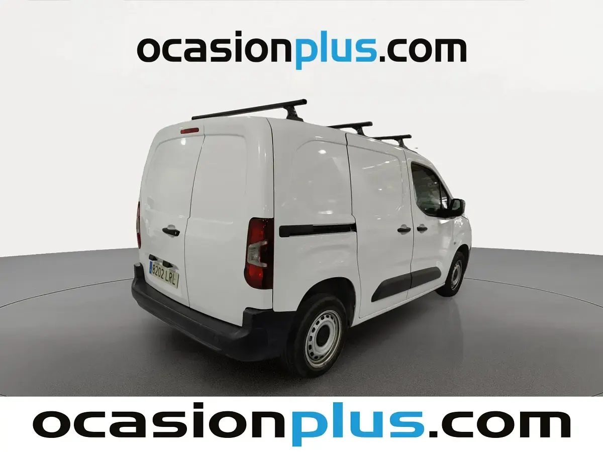 Usado Citroën Berlingo 102 CV (75 kW) 2021 Blanco Monovolumen