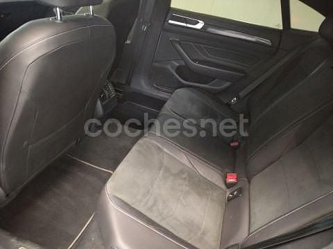 Usado VW Arteon R-line 200 CV (147 kW) 2021 Gris / plata Berlina