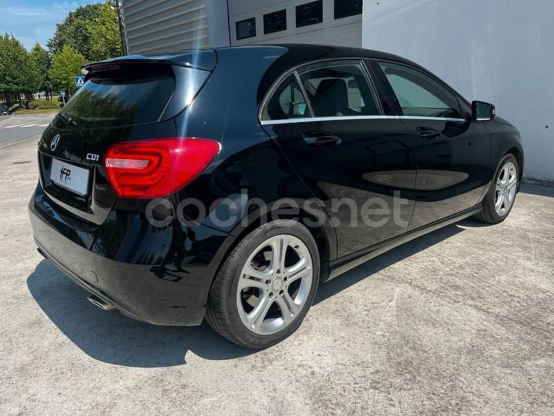 Usado Mercedes A200 Urban 136 CV (100 kW) 2015 Negro Berlina