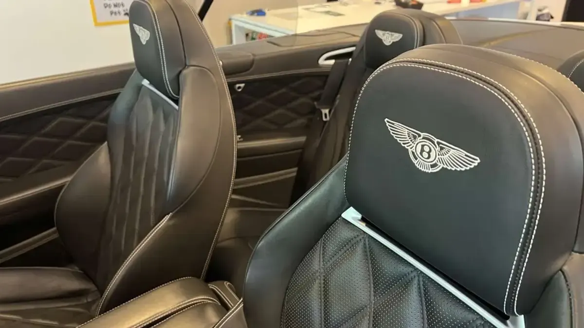 Usado Bentley Continental GT Convertible 507 CV (372 kW) 2013 Blanco Descapotable