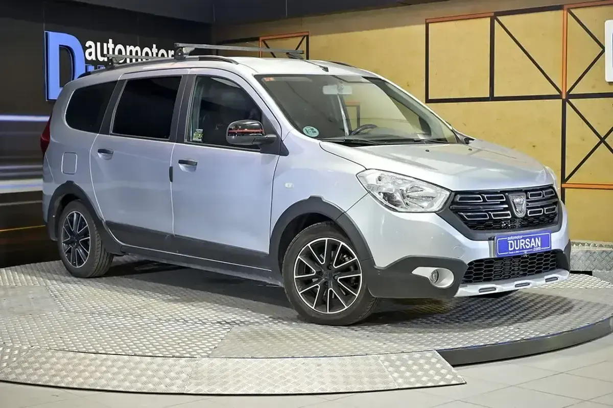 Usado Dacia Lodgy 116 CV (85 kW) 2019 Gris Monovolumen