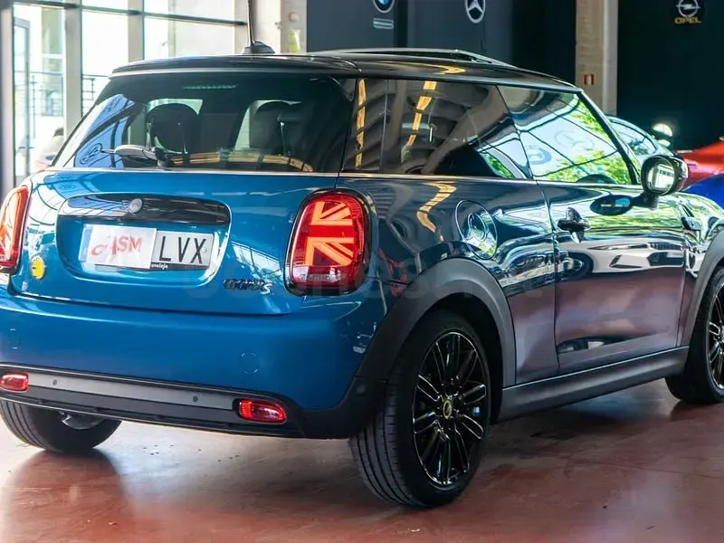 Usado Mini Cooper SE 135 kW (184 CV) 2022 Eléctrico Utilitario