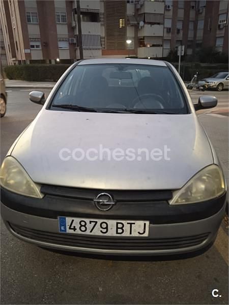 Usado Opel Corsa Comfort 75 CV (55 kW) 2002 Gris / plata Utilitario
