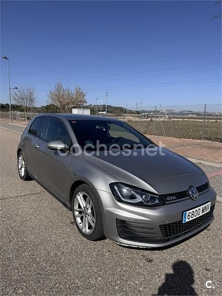 Usado VW Golf VII GTD 184 CV (135 kW) 2013 Gris / plata Berlina