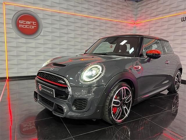 Gris / platathunder grey metallic Usado 2020 Mini John Cooper Works Utilitario | 25.900 € (Precio justo) - Imagen 1/4