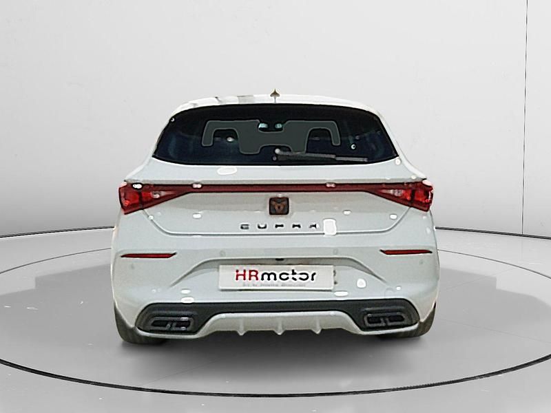 Usado Cupra Leon 150 CV (110 kW) 2024 Blanco Berlina