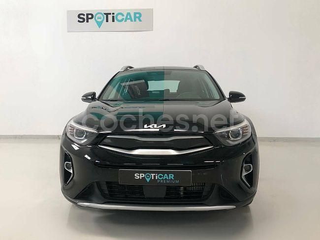 Usado Kia Stonic 100 CV (73 kW) 2022 Negro SUV