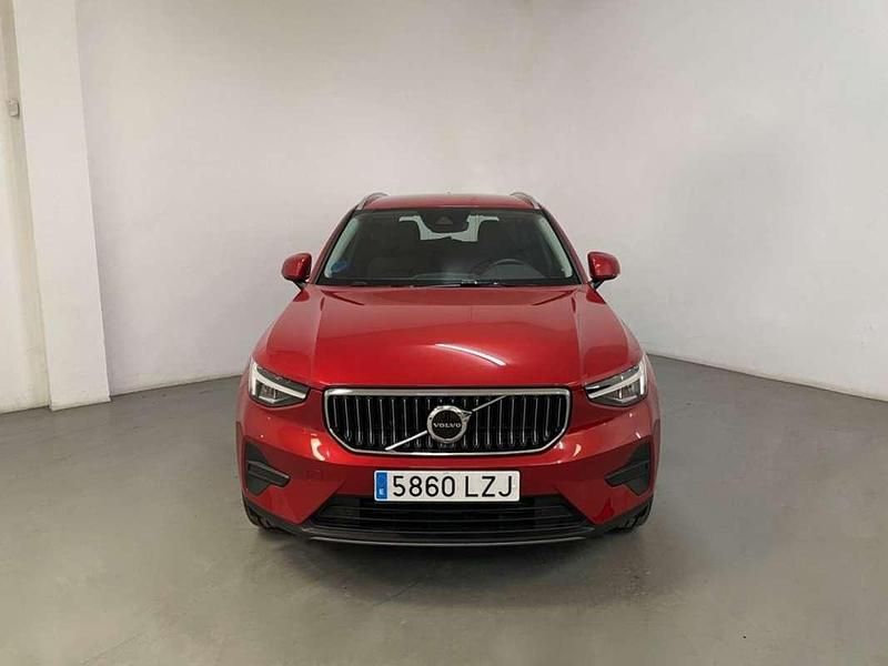 Usado Volvo XC40 Plus 211 CV (155 kW) 2022 Rojo SUV