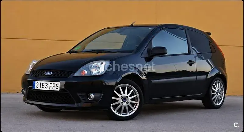 Usado Ford Fiesta Sport 100 CV (73 kW) 2007 Negro Utilitario