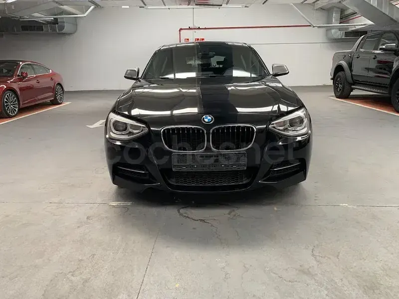 Usado BMW M135 Comfort Edition 320 CV (235 kW) 2013 Negro Utilitario