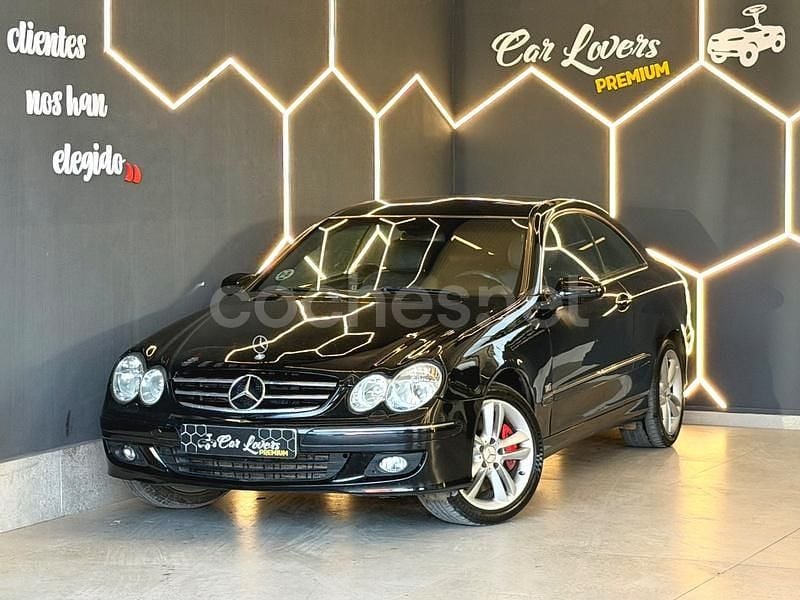 Negro Usado 2006 Mercedes CLK320 Avantgarde Coupe | 5000 € (Buen precio) - Imagen 1/4