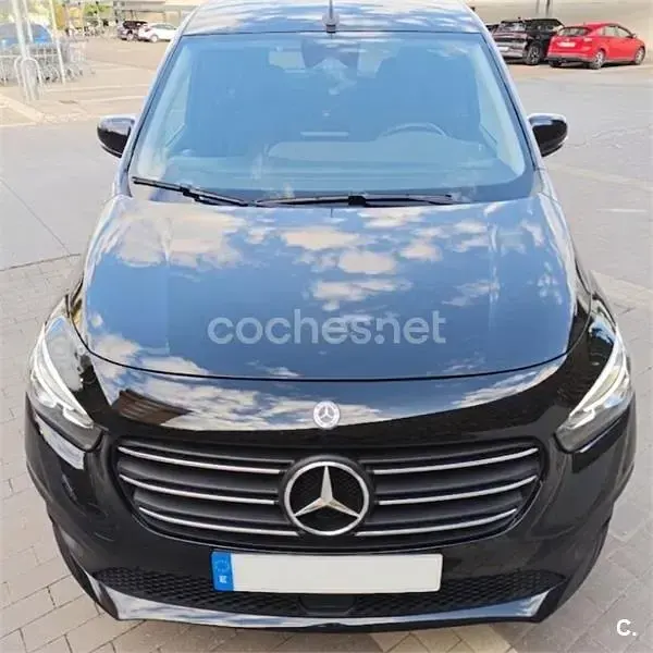 Occasion Mercedes T180 131 PK (96 kW) 2024 Zwart MPV