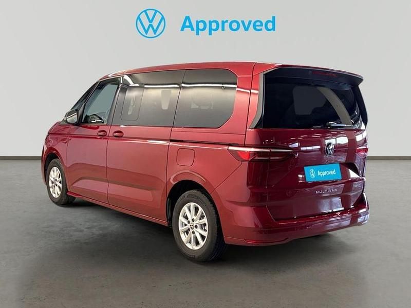 Usado VW Multivan 150 CV (110 kW) 2025 Rojo Van