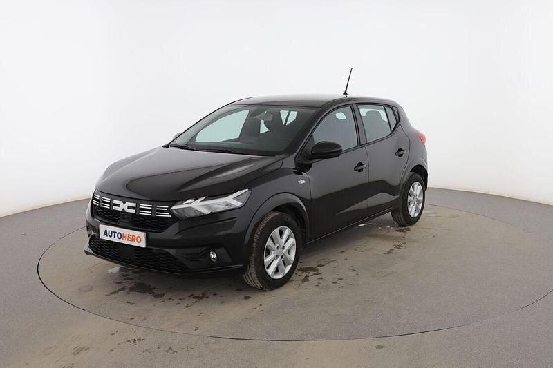 Negro Usado 2024 Dacia Sandero Expression Utilitario | 15.099 € (Precio justo) - Imagen 1/4