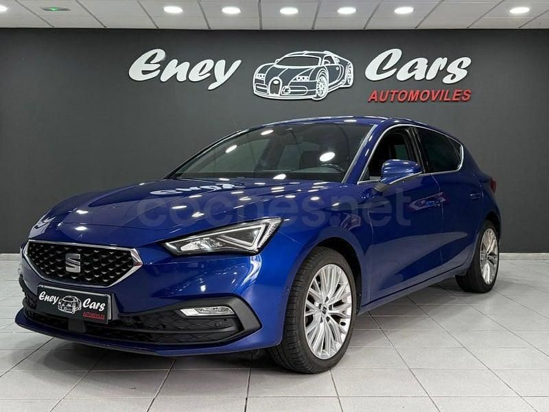 Usado Seat Leon XCELLENCE 150 CV (110 kW) 2021 Azul Berlina