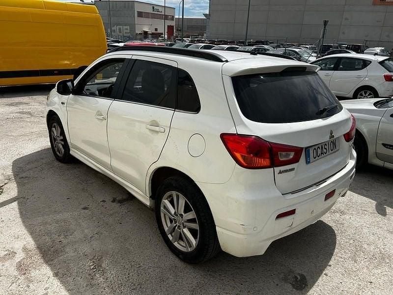 Usado Mitsubishi ASX Motion 116 CV (85 kW) 2011 Blanco SUV
