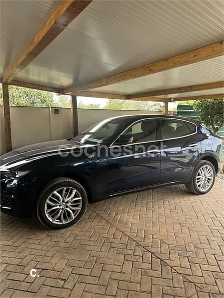 Usado Maserati Levante GT 330 CV (242 kW) 2022 Azul SUV