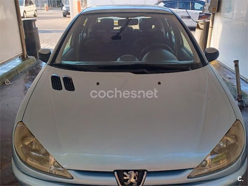 Azul Usado 2005 Peugeot 206 Berlina | 2900 € (Precio justo) - Imagen 1/4