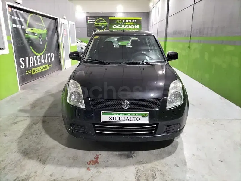 Usado Suzuki Swift GL 92 CV (67 kW) 2007 Negro Utilitario