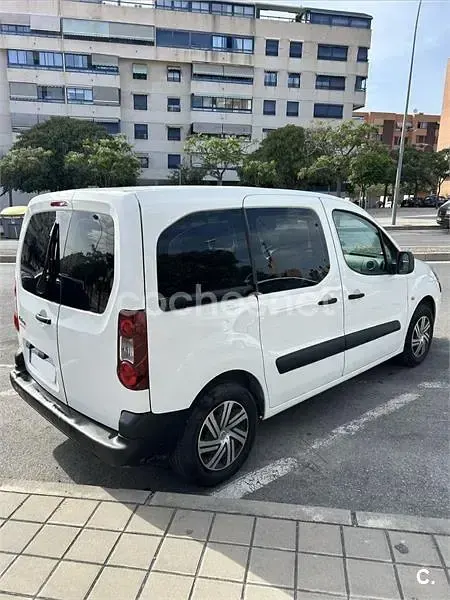 Usado Citroën Berlingo Tonic 92 CV (67 kW) 2014 Blanco Monovolumen