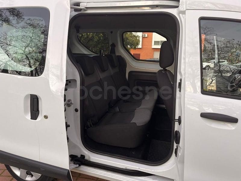 Usado Dacia Dokker 102 HP (75 kW) 2019 Branco Monovolume