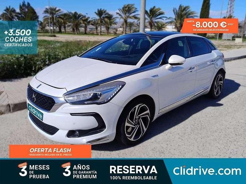 Usado DS Automobiles DS5 Style 150 CV (110 kW) 2015 Blanco Utilitario