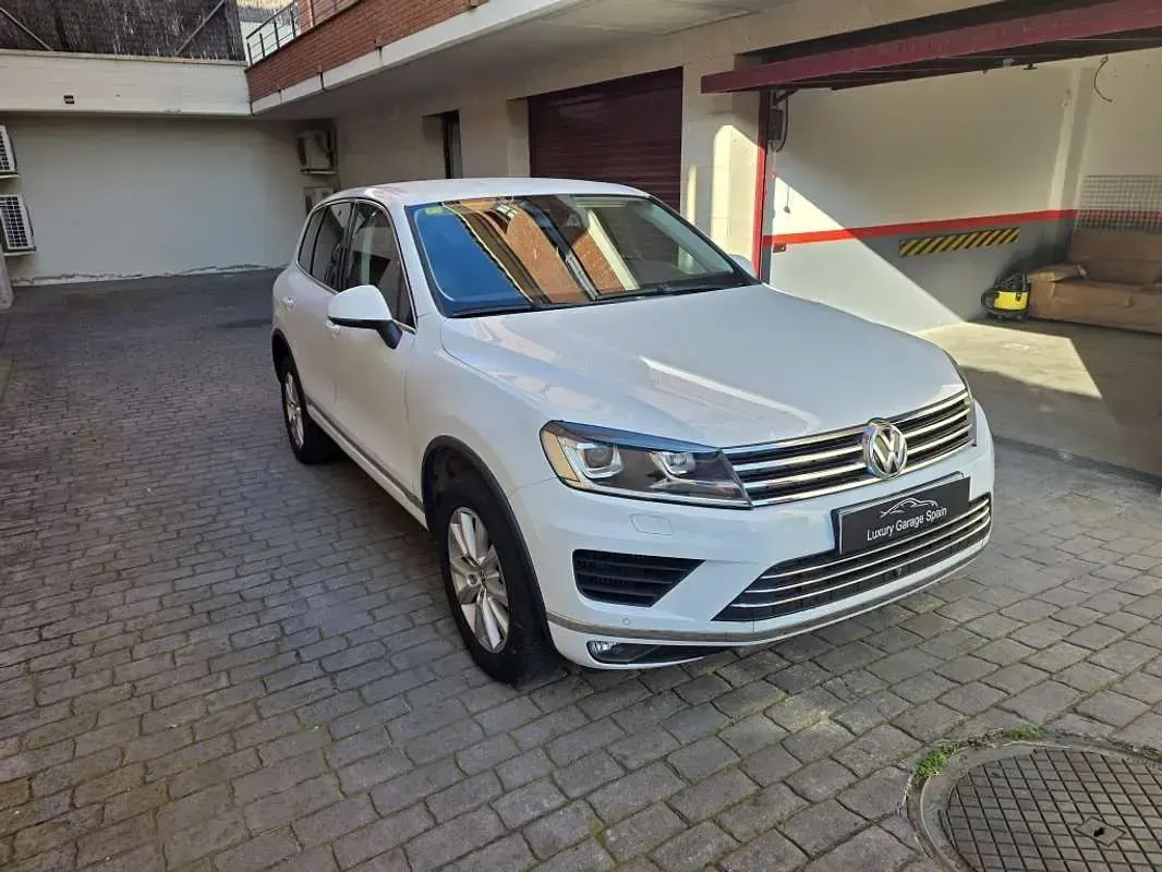 Usado VW Touareg 204 CV (150 kW) 2015 Blanco SUV