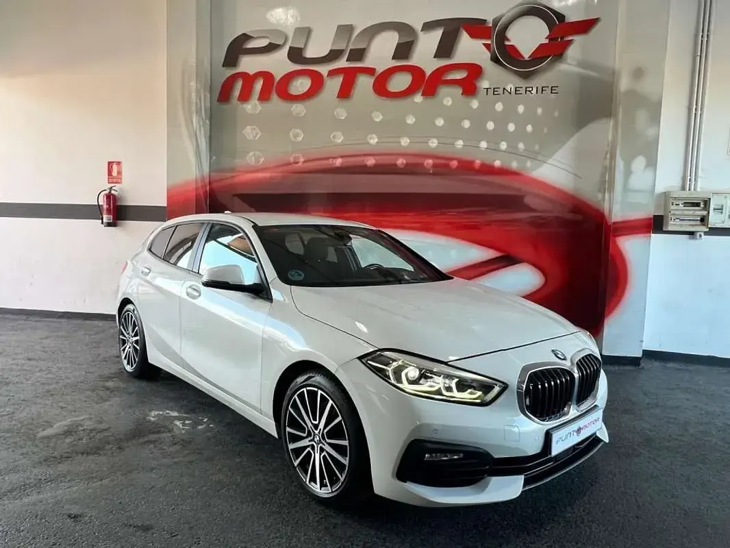 Usado BMW 118 150 CV (110 kW) 2020 Blanco Utilitario