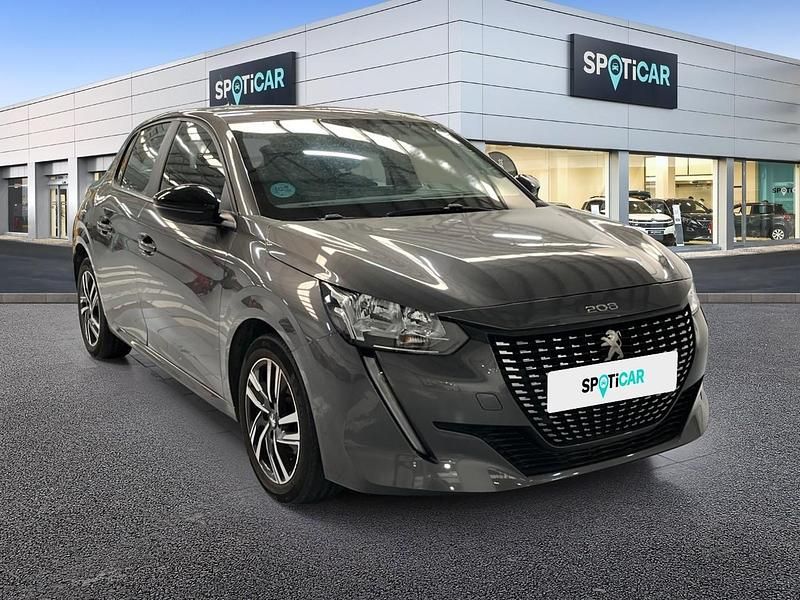Usado Peugeot 208 Active 75 CV (55 kW) 2022 Gris Utilitario