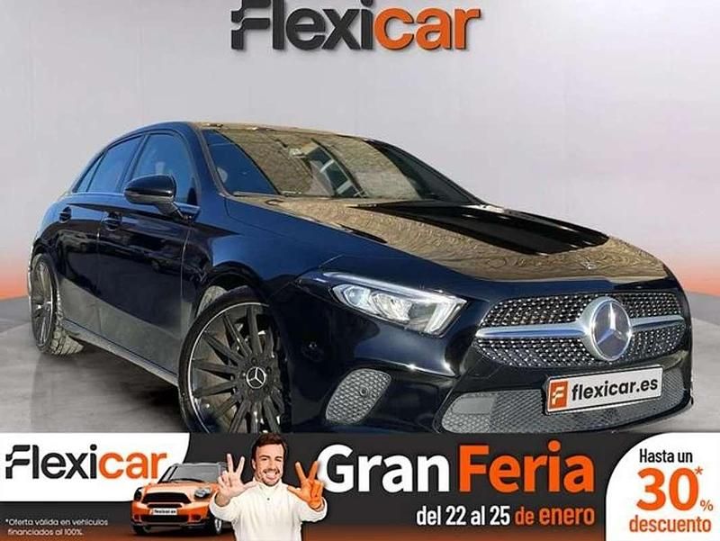 Negro Usado 2018 Mercedes A180 Utilitario | 17.990 € (Buen precio) - Imagen 1/4