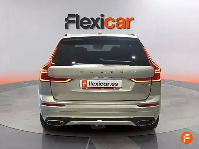 Usado Volvo XC60 R-Design 190 CV (139 kW) 2020 Gris SUV