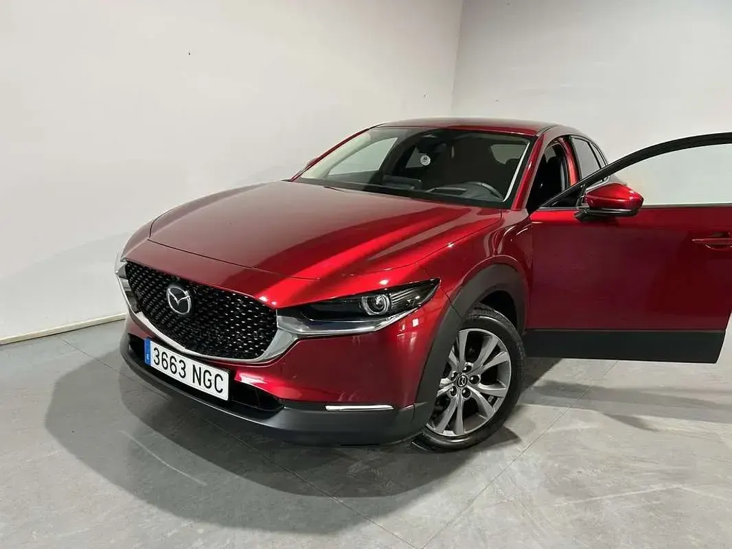 Usado Mazda CX-30 Exclusive-Line 140 CV (102 kW) 2025 Rojo SUV