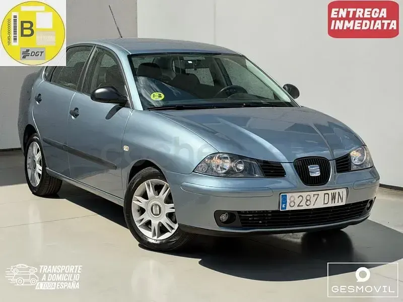 Usado Seat Cordoba Reference 100 CV (73 kW) 2006 Azul Berlina