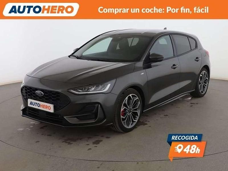 Gris Usado 2024 Ford Focus ST-Line Berlina | 19.817 € (Buen precio) - Imagen 1/3