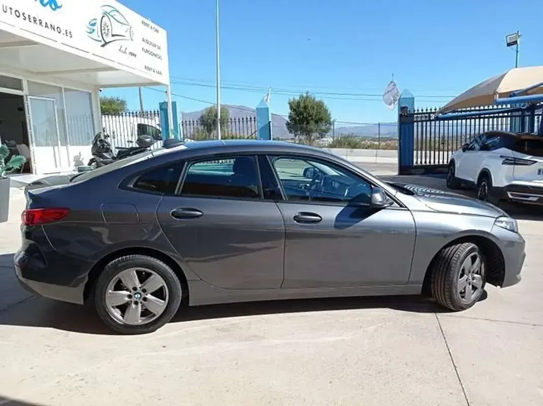 Usado BMW 216 2020 Gris Berlina