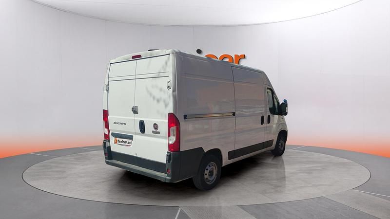 Usado Fiat Ducato 140 CV (102 kW) 2021 Blanco Van