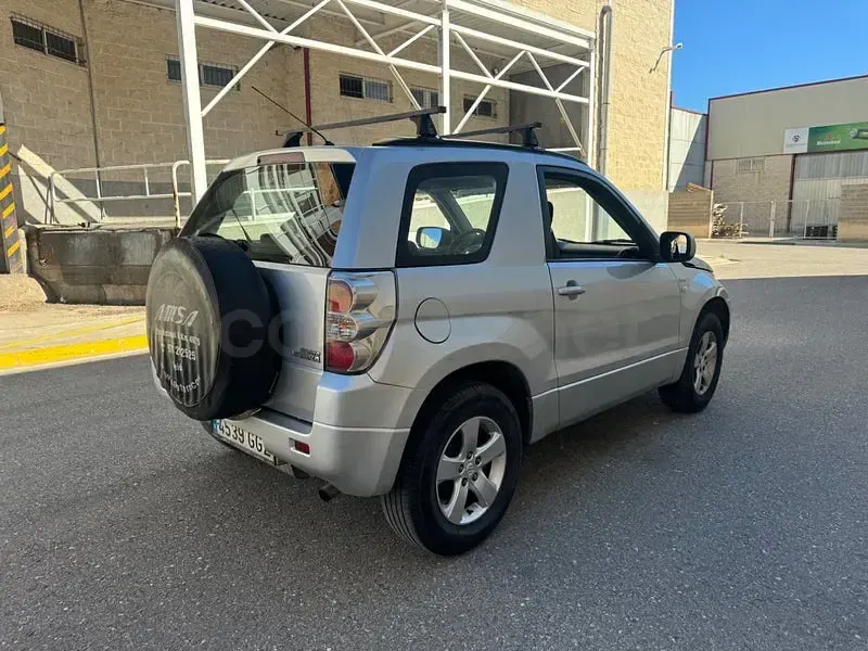 Usado Suzuki Grand Vitara 129 CV (94 kW) 2008 Gris / plata SUV