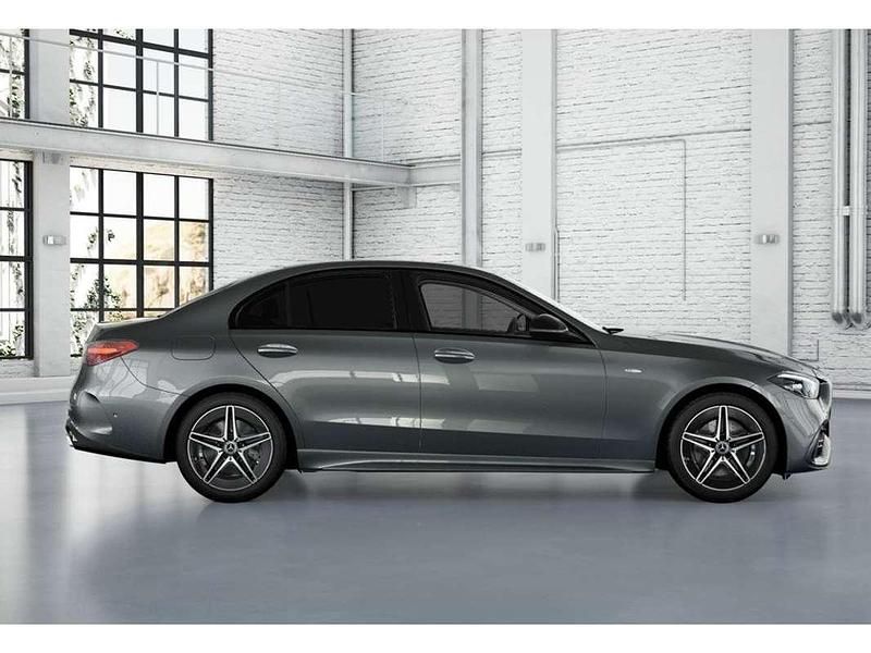 Usado Mercedes E300 315 CV (231 kW) 2025 Gris Berlina