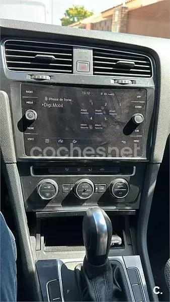 Usado VW Golf VII Advance 150 CV (110 kW) 2020 Rojo Familiar