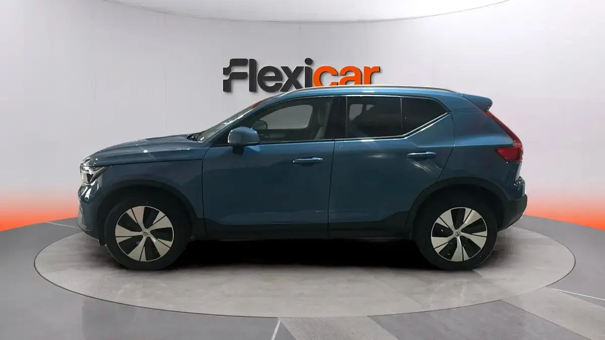Usado Volvo XC40 Inscription 163 CV (119 kW) 2022 Azul SUV