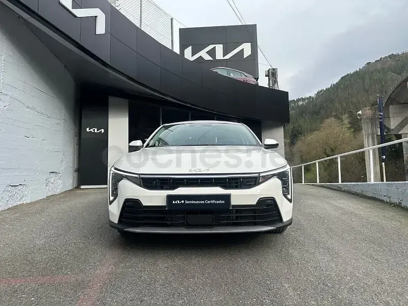Nuevo Kia K4 115 CV (84 kW) 2026 Blanco Berlina