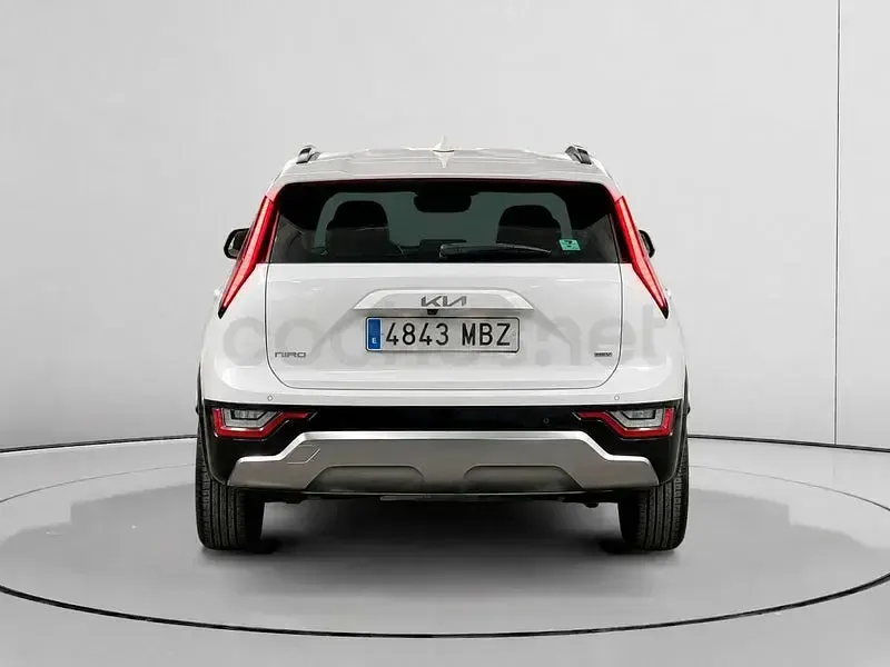 Usado Kia Niro 141 CV (103 kW) 2022 Blanco SUV