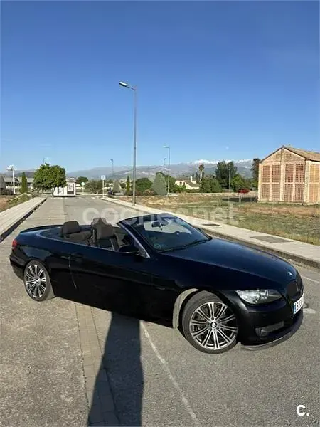 Usado BMW 320 Cabriolet 170 CV (125 kW) 2009 Negro Descapotable