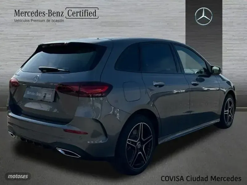 Usado Mercedes B250e 163 CV (119 kW) 2024 Gris Utilitario