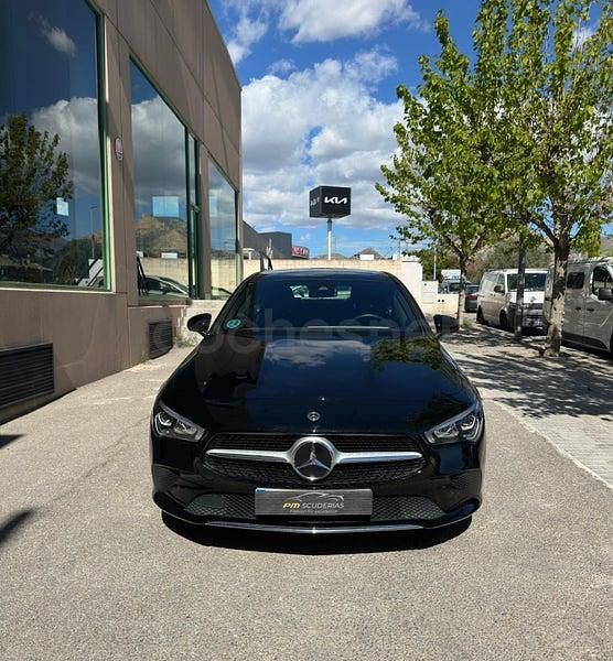 Usado Mercedes CLA200 150 CV (110 kW) 2021 Negro Berlina