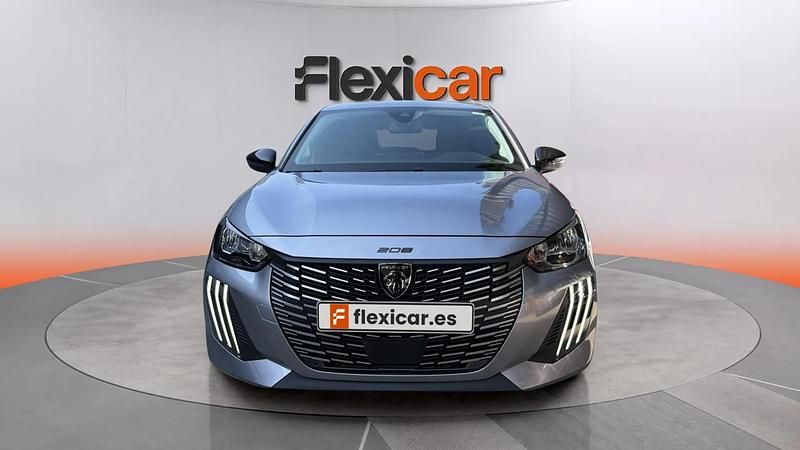 Usado Peugeot 208 Allure 101 CV (74 kW) 2025 Gris Utilitario