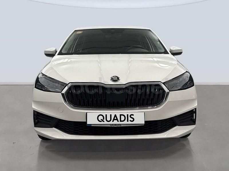 Usado Skoda Fabia Active 80 CV (58 kW) 2022 Blanco Utilitario